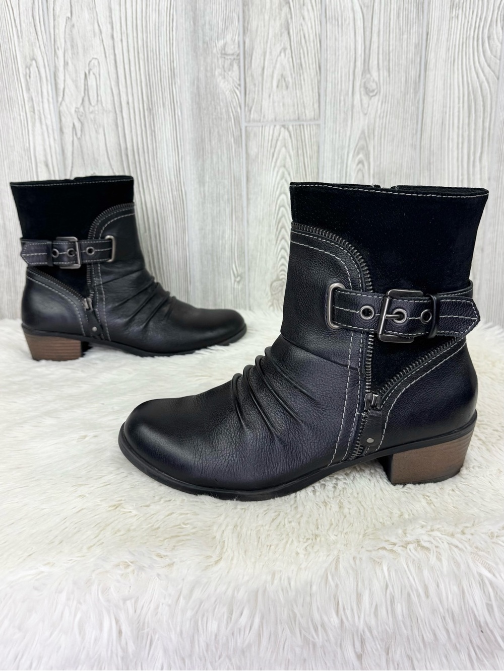 Earth Origins Dolly Black Leather & Suede Moto Ankle Boots 9 Biker Edgy Western
